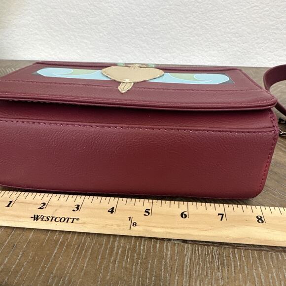 Disney Loungefly Snow White Hot Topic Evil Queen Heart Box Sword Crossbody Chain - Picture 11 of 11